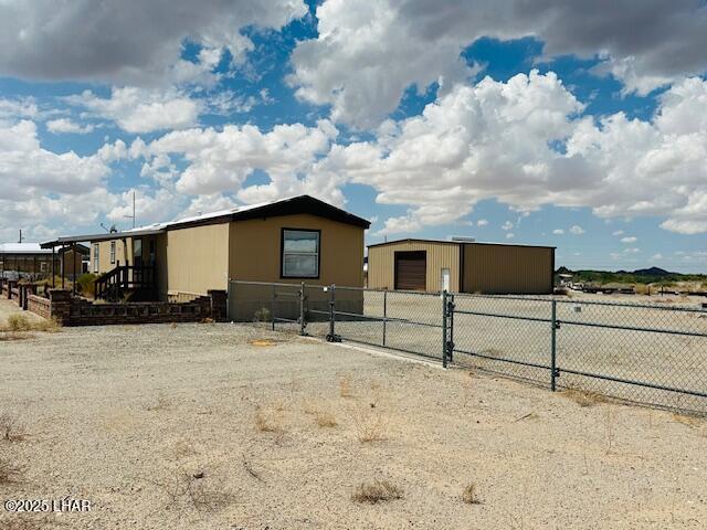 44357 Cactus Street Bouse, AZ 85325 - Photo 3 of 30 IMG_7699