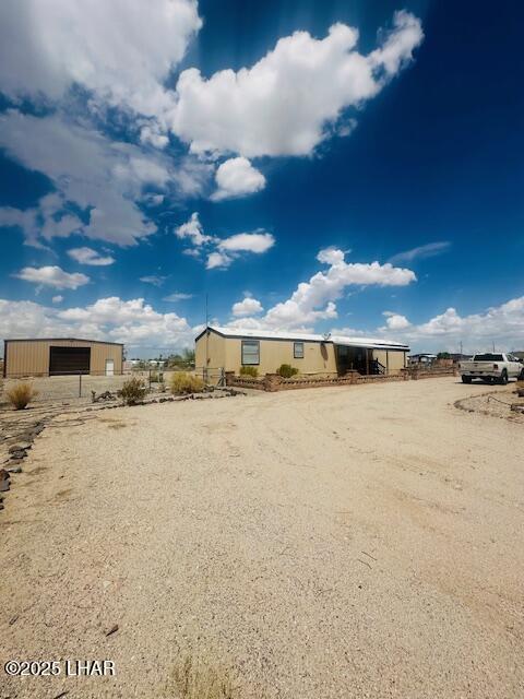 44357 Cactus Street Bouse, AZ 85325 - Photo 5 of 30 IMG_7696