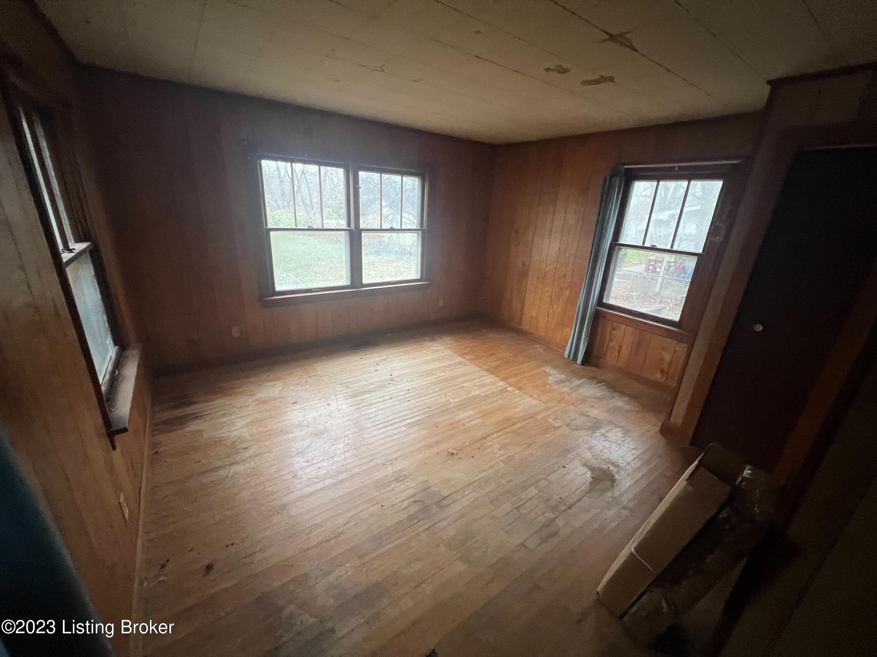 5208 Cooper Chapel Road Louisville, KY 40229 - Photo 5 of 12 cooper chapel pics-9
