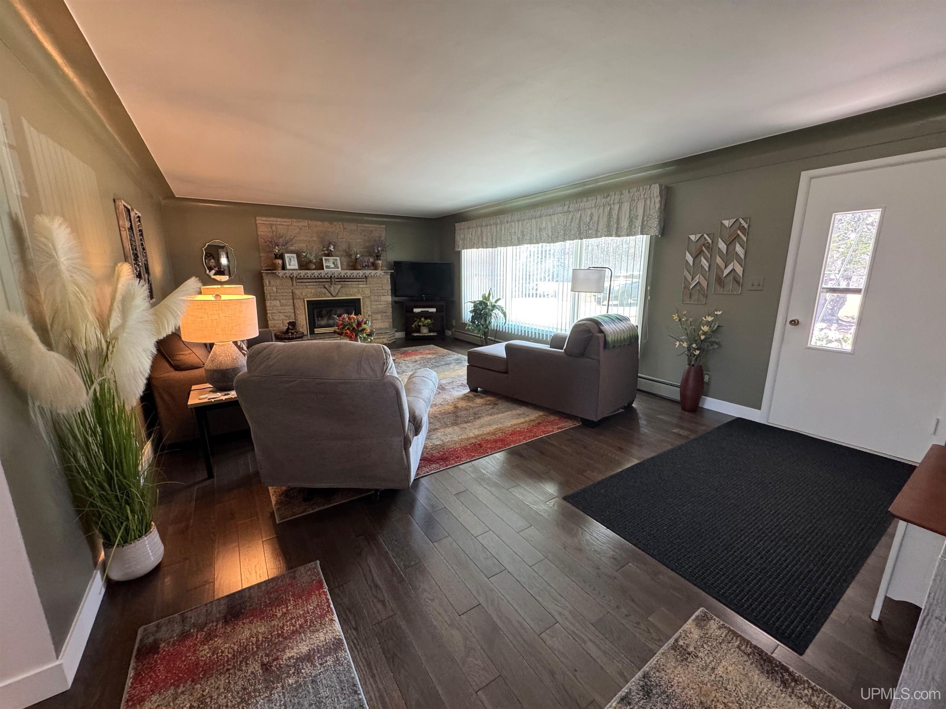 8610 County 426 L R Road Gladstone, MI 49837 - Photo 15 of 24