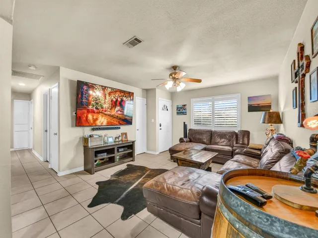 $309,000 | 325 Huggins Drive, Springtown, TX 76082