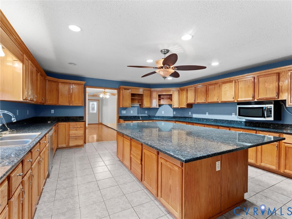 9402 Dry Creek Road Chesterfield, VA 23832 - Photo 12 of 46