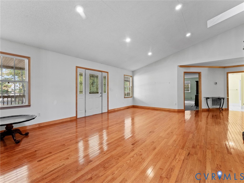 9402 Dry Creek Road Chesterfield, VA 23832 - Photo 7 of 46