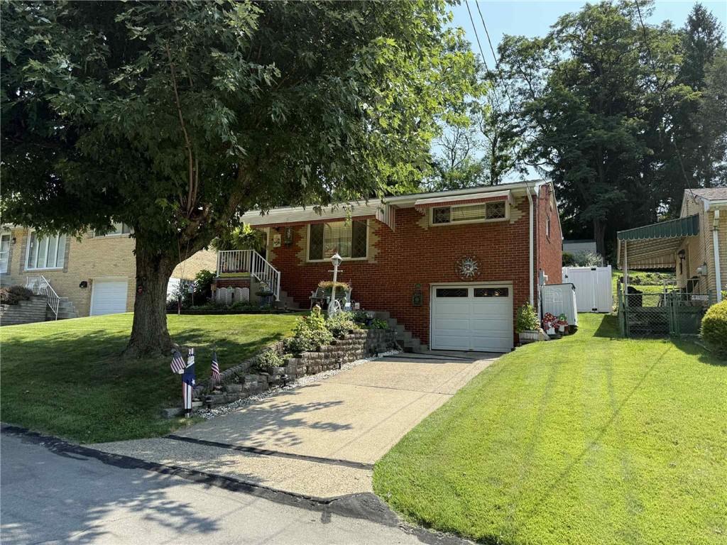 436 Spring Valley Road West Mifflin, PA 15122 - Photo 2 of 45