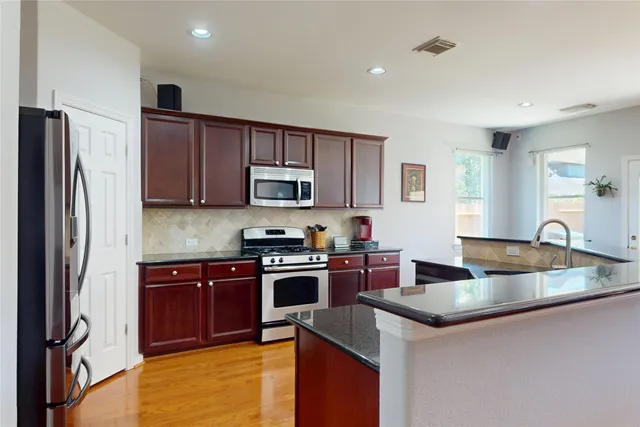 $390,000 | 2875 Milano Lane, League City, TX 77573