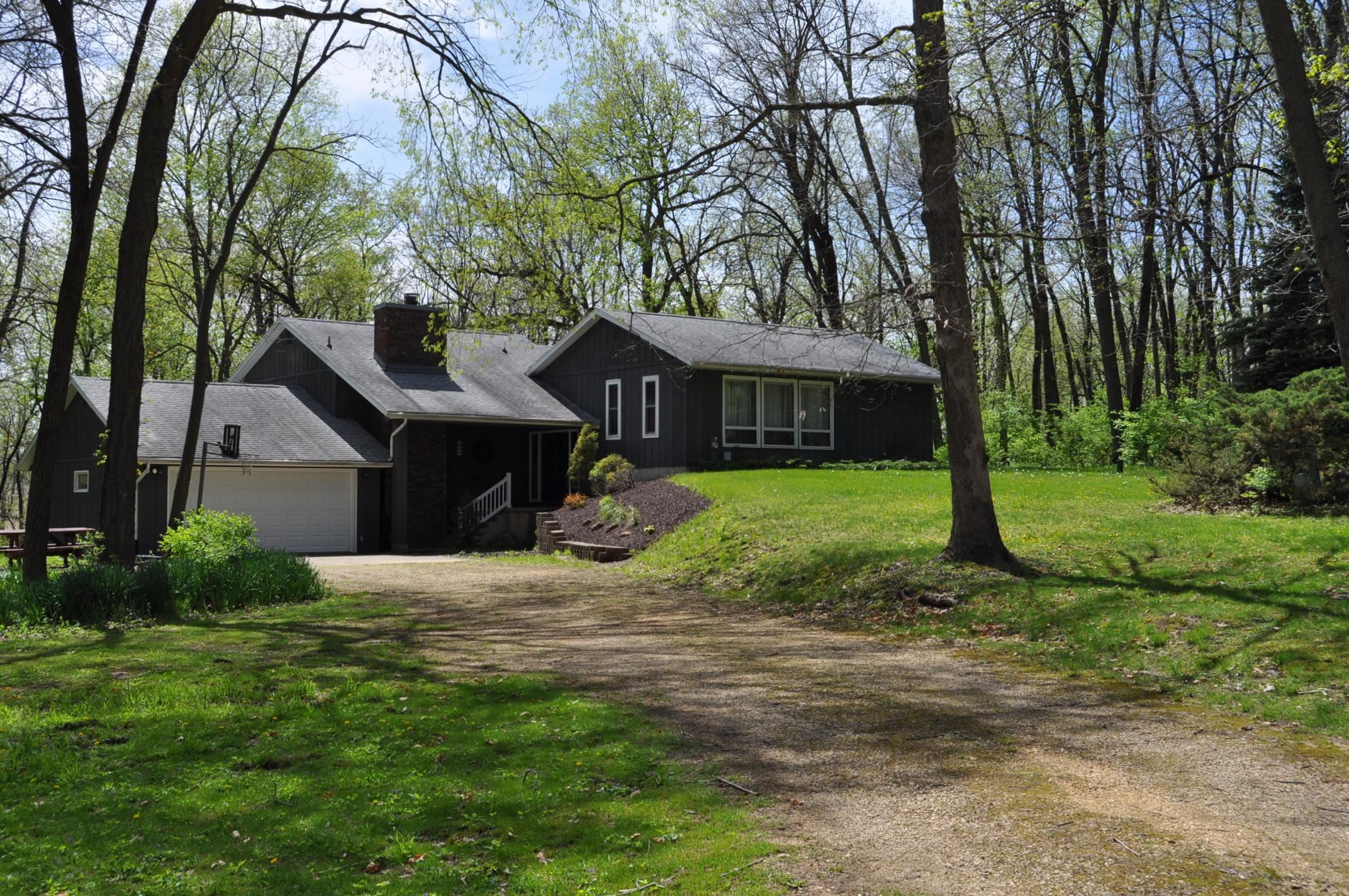 2648 Shepard Drive Freeport, IL 61032 - Photo 2 of 54