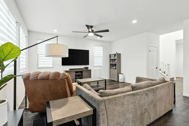 $729,000 | 32005 Radiant Drive, Temecula, CA 92591