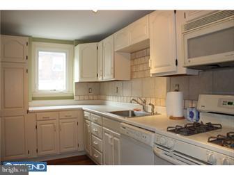 506 Wiltshire Road Upper Darby, PA 19082 - Photo 6 of 12 Kitchen