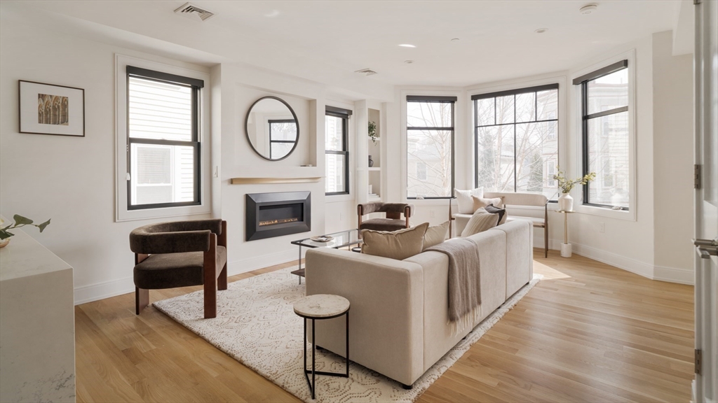 36 Hall Street, Unit 2 Boston, MA 02130 - Photo 2 of 27