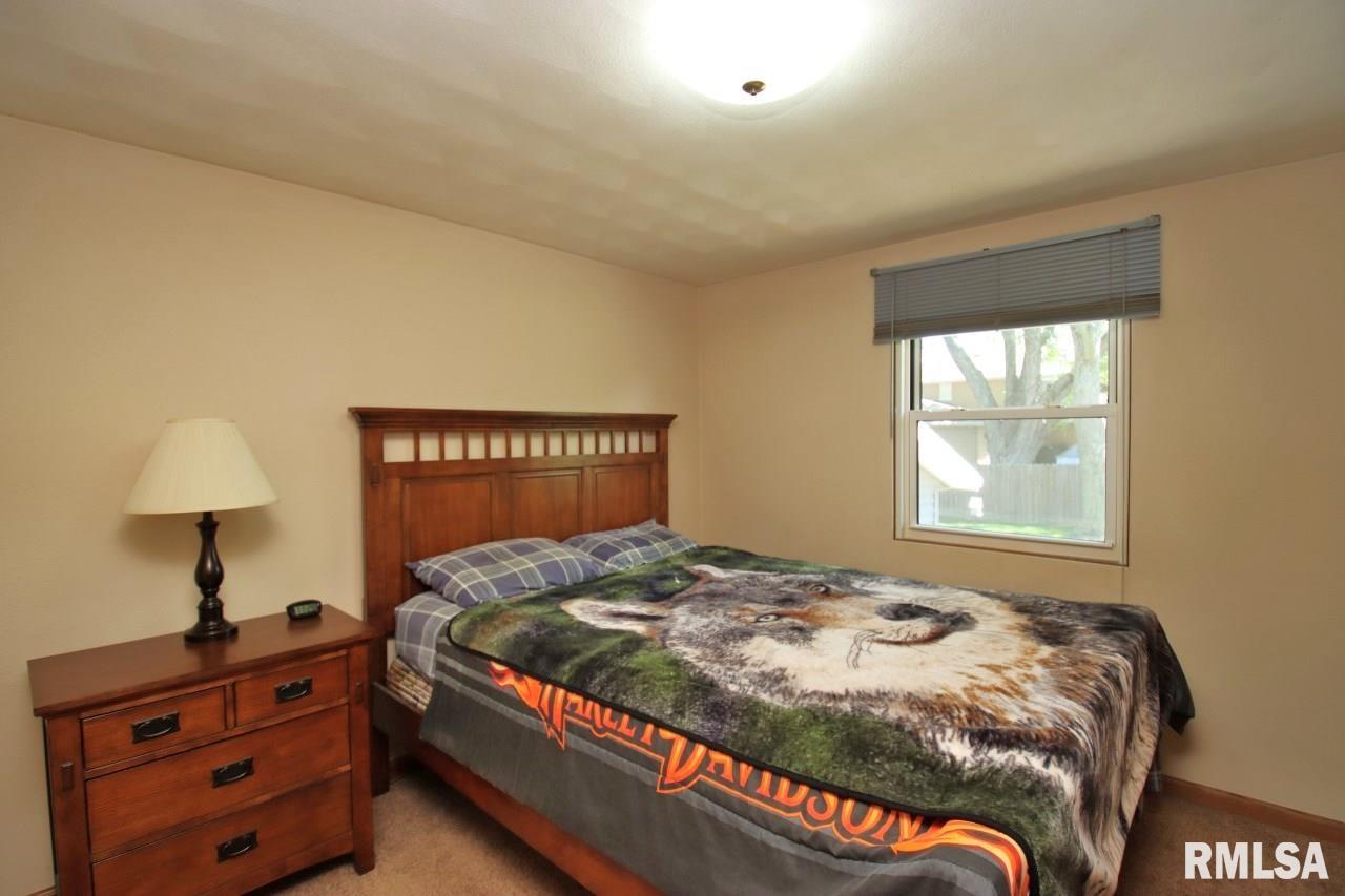 204 Hemlock Street Pekin, IL 61554 - Photo 37 of 71