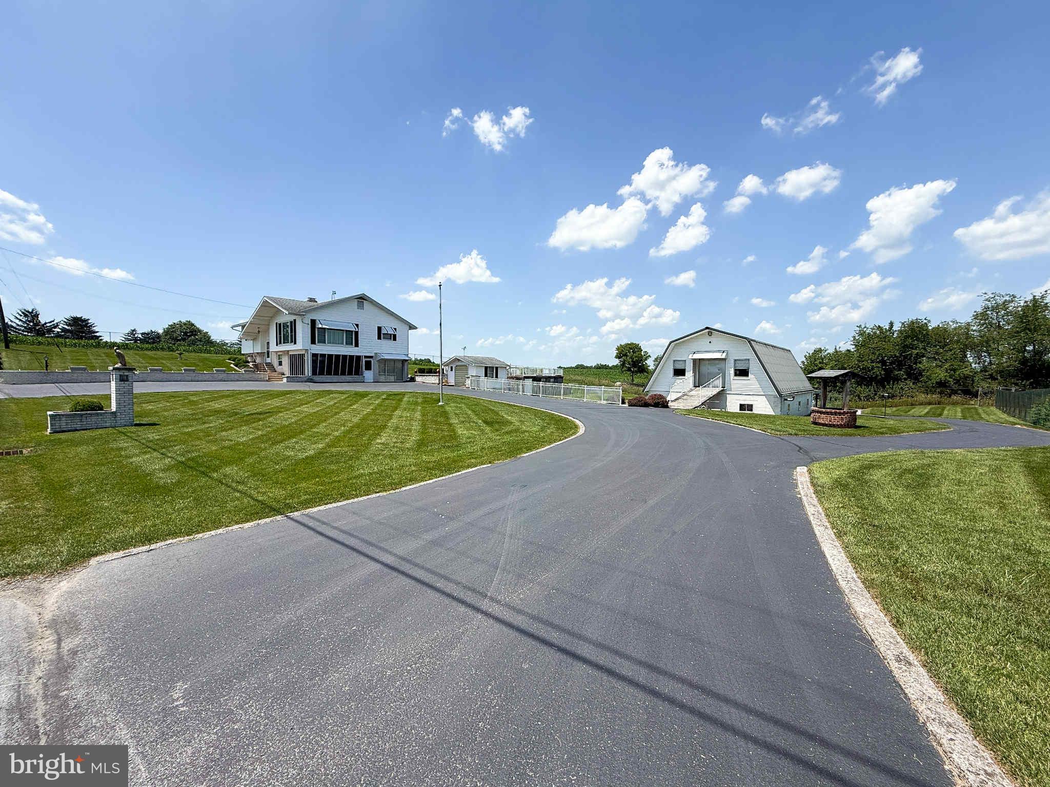3367 Coseytown Road Greencastle, PA 17225 - Photo 4 of 83