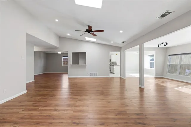 $3,200 | 1922 Kensington Drive, Carrollton, TX 75007