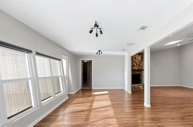 $3,200 | 1922 Kensington Drive, Carrollton, TX 75007