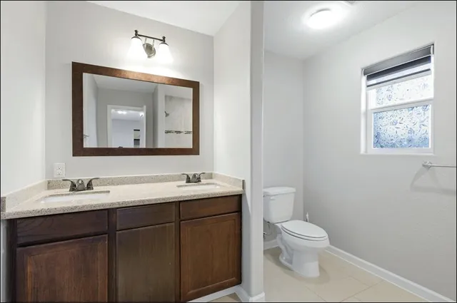 $3,200 | 1922 Kensington Drive, Carrollton, TX 75007