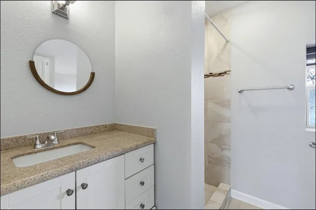 $3,200 | 1922 Kensington Drive, Carrollton, TX 75007