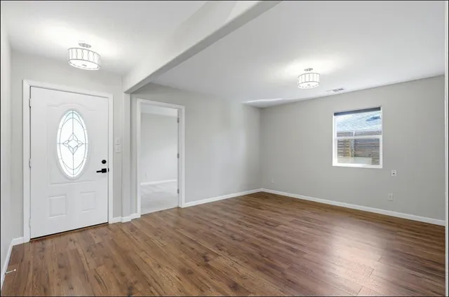 $3,200 | 1922 Kensington Drive, Carrollton, TX 75007