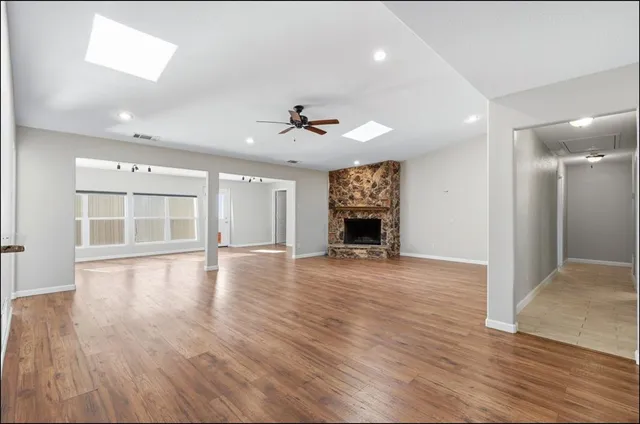 $3,200 | 1922 Kensington Drive, Carrollton, TX 75007