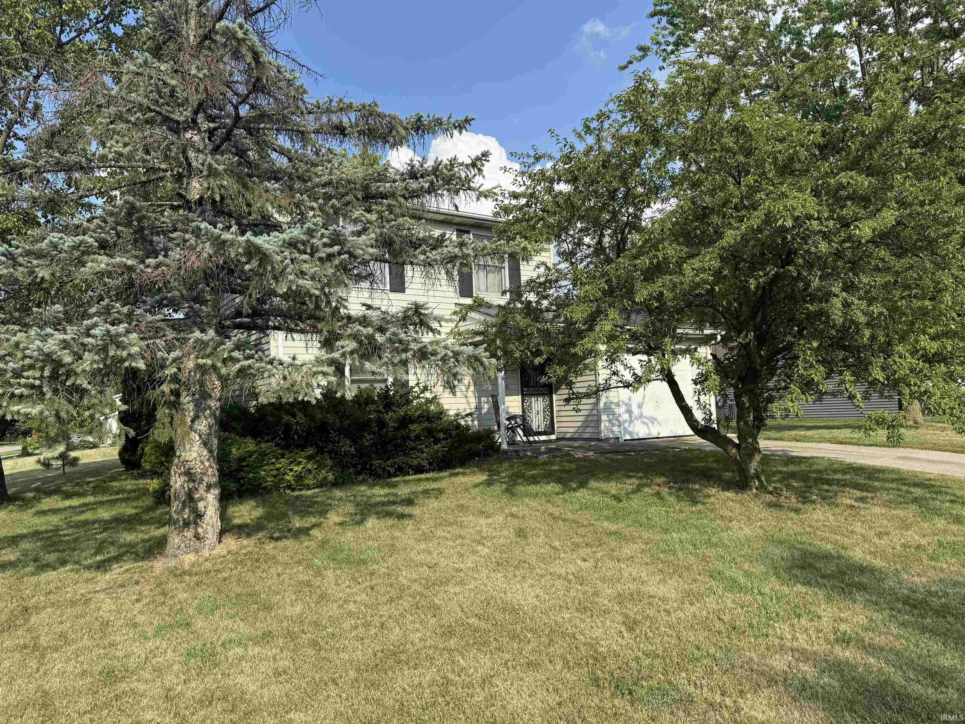 6130 Ridgemont Drive Fort Wayne, IN 46825 - Photo 3 of 18 Gallery Image 3
