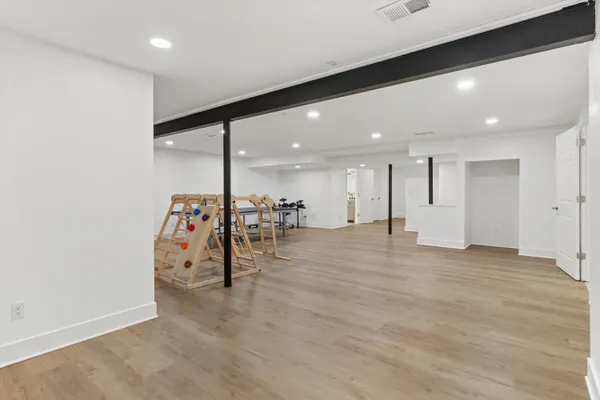 $635,000 | 57662 Village Drive, New Hudson, MI 48165