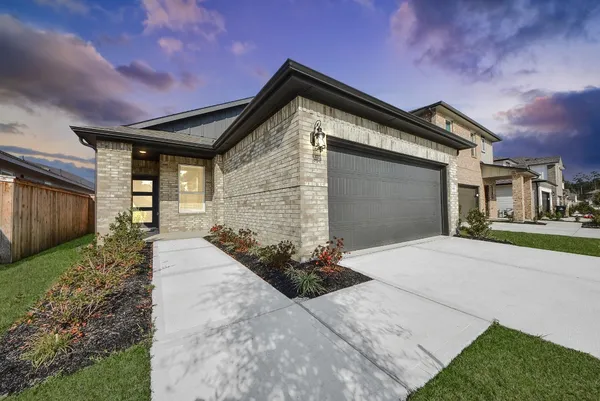 $2,000 | 16981 Juniper Blossom Bend, Conroe, TX 77302