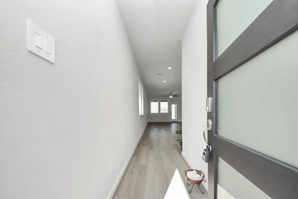 $2,000 | 16981 Juniper Blossom Bend, Conroe, TX 77302