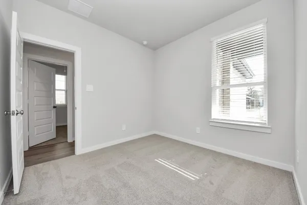 $2,000 | 16981 Juniper Blossom Bend, Conroe, TX 77302