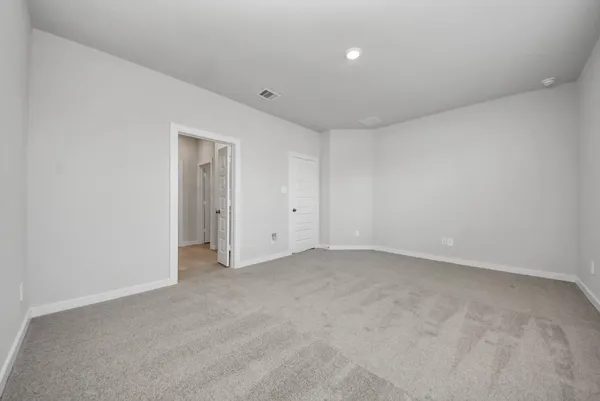 $2,000 | 16981 Juniper Blossom Bend, Conroe, TX 77302