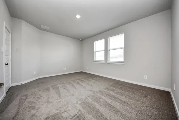 $2,000 | 16981 Juniper Blossom Bend, Conroe, TX 77302