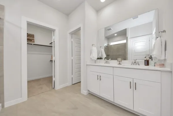 $2,000 | 16981 Juniper Blossom Bend, Conroe, TX 77302