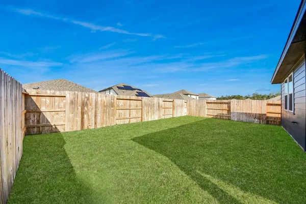 $2,000 | 16981 Juniper Blossom Bend, Conroe, TX 77302