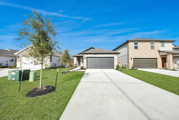 $2,000 | 16981 Juniper Blossom Bend, Conroe, TX 77302