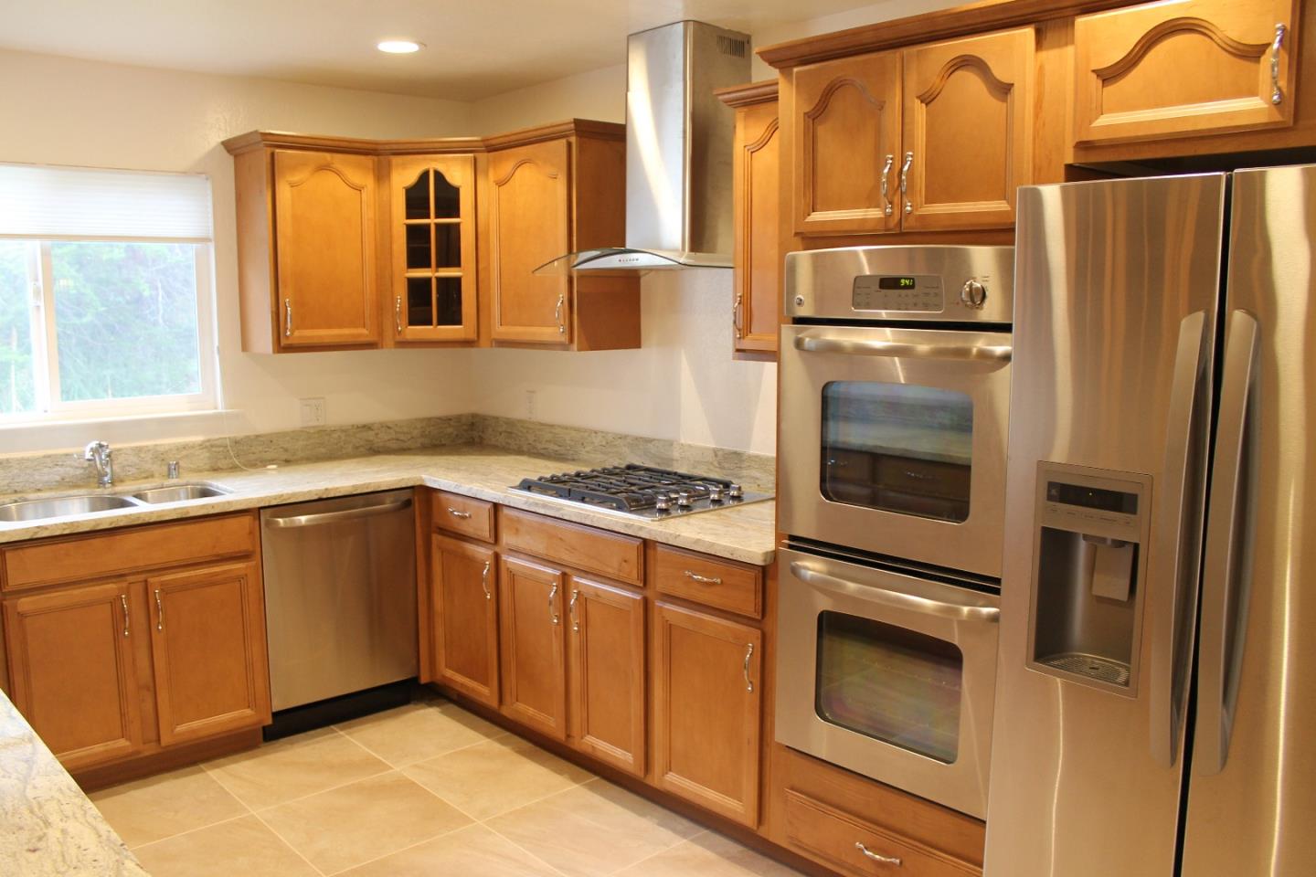 3040 Longview Drive San Bruno, CA 94066 - Photo 7 of 19