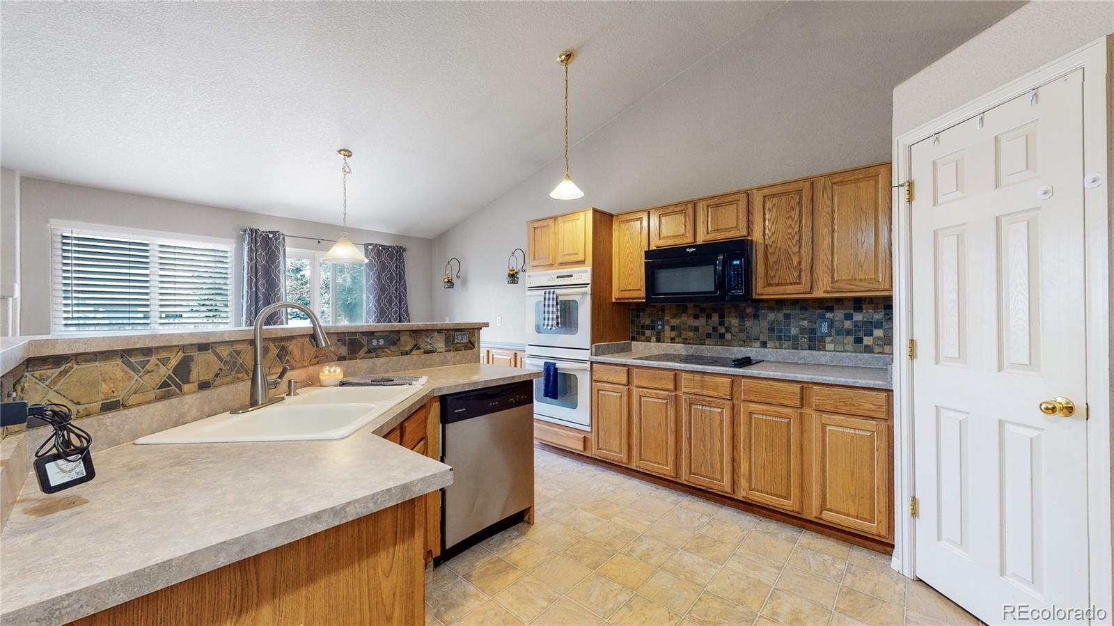 623 Rio Rancho Way Brighton, CO 80601 - Photo 4 of 28 Gallery Image 4