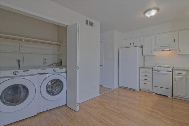 $1,295 | 3004 Whisper Oaks Lane, Unit D, Georgetown, TX 78628