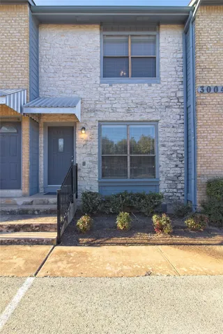 $1,295 | 3004 Whisper Oaks Lane, Unit D, Georgetown, TX 78628