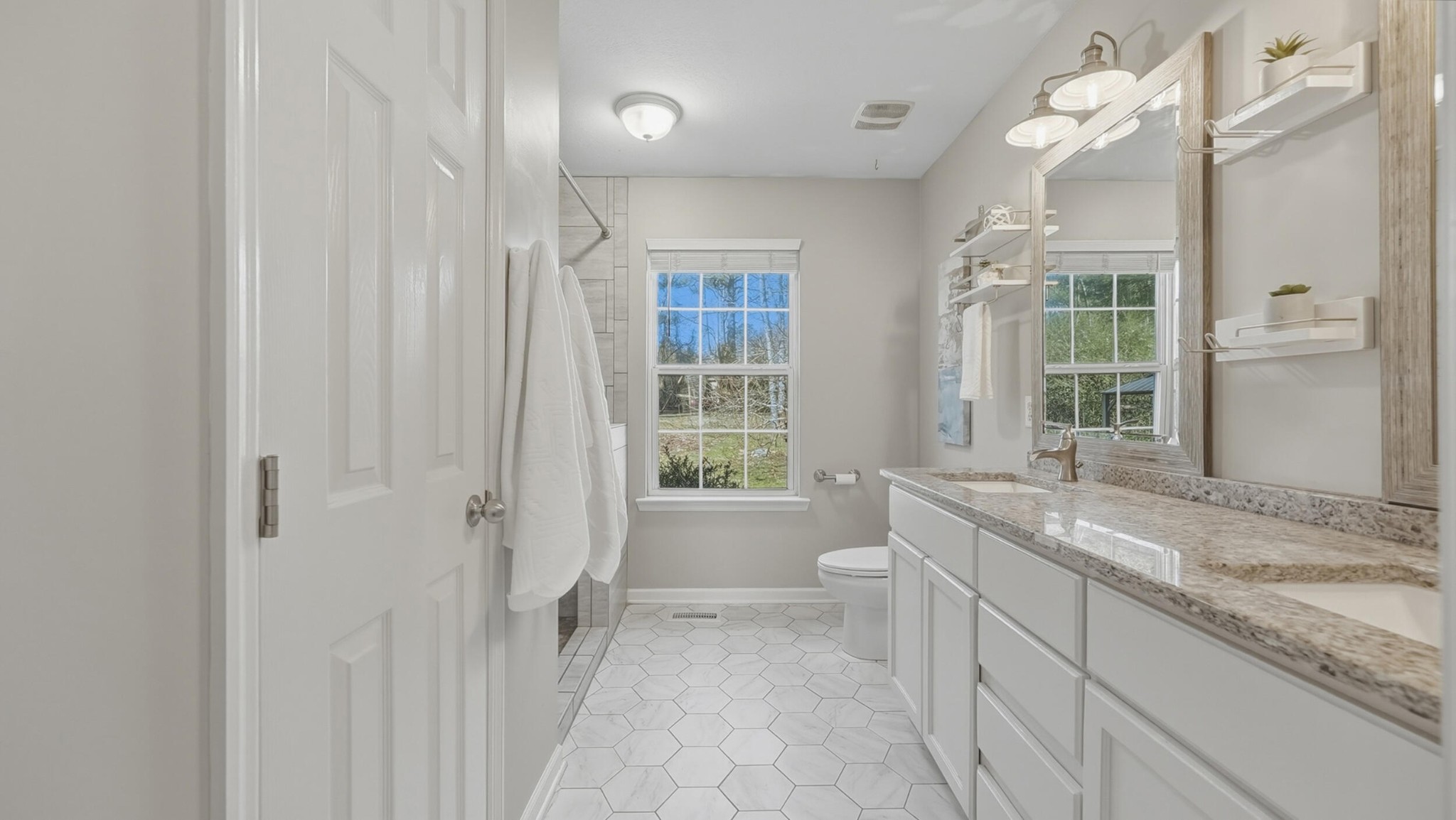 8921 Bramlett Road Harrison, TN 37341 - Photo 14 of 47