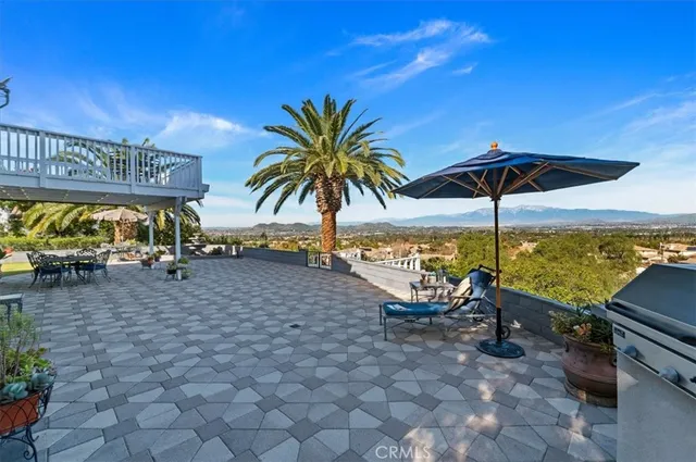 $1,075,000 | 1793 Praed Street, Riverside, CA 92503