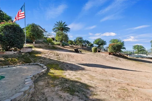 $1,075,000 | 1793 Praed Street, Riverside, CA 92503