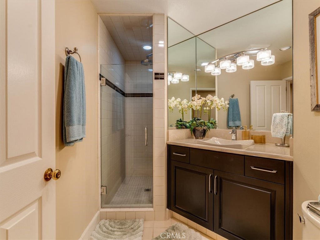 1504 Tiffany Ranch Road Arroyo Grande, CA 93420 - Photo 28 of 76 Upstairs Bathroom