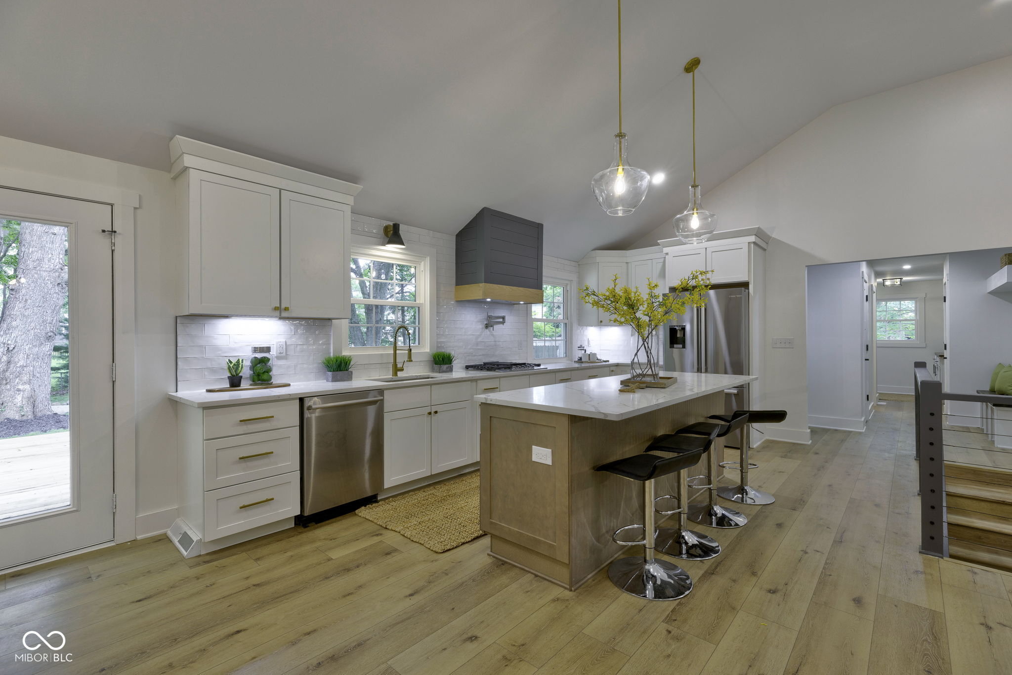 11317 Haverstick Road Carmel, IN 46033 - Photo 6 of 50 Gallery Image 6