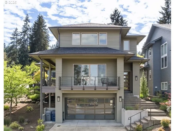 $815,000 | 2490 Panorama Drive, Eugene, OR 97405