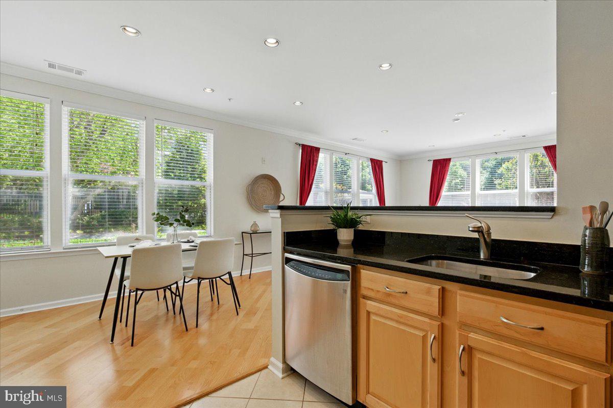 12000 Market Street, Unit 189 Reston, VA 20190 - Photo 17 of 64 Gallery Image 17