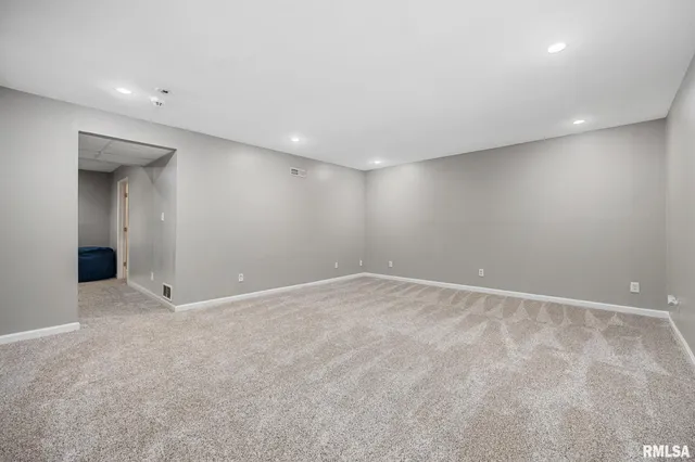 $380,000 | 2331 West Molly Lane, Dunlap, IL 61525