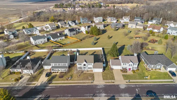 $380,000 | 2331 West Molly Lane, Dunlap, IL 61525