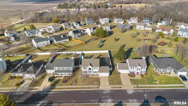 $380,000 | 2331 West Molly Lane, Dunlap, IL 61525