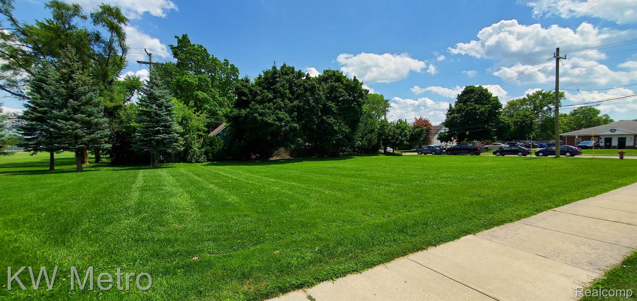 3400 Crooks Road Royal Oak, MI 48073 - Photo 2 of 2