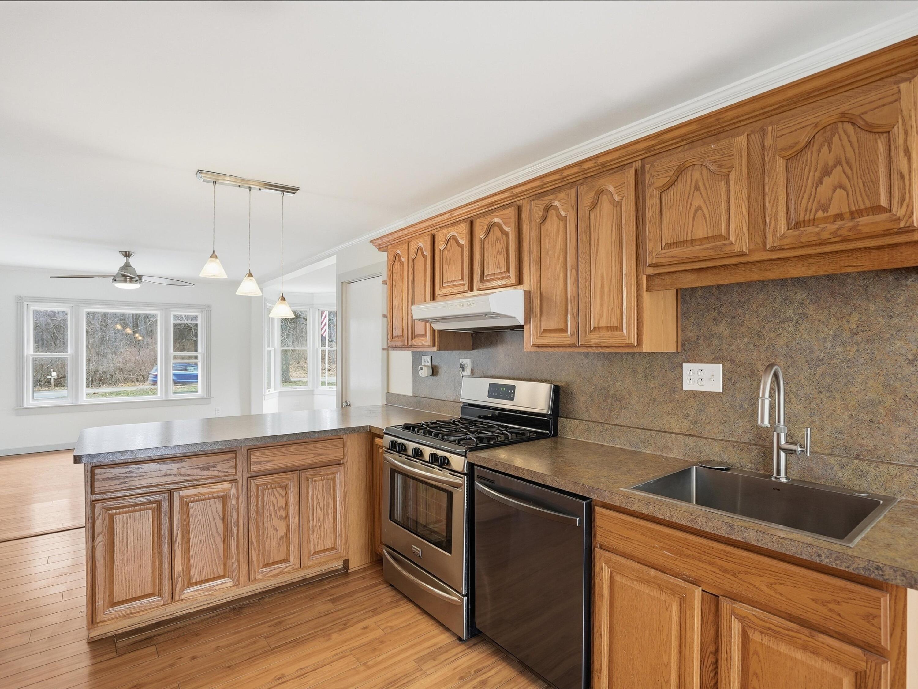 17753 Waterloo Road Chelsea, MI 48118 - Photo 11 of 93 11-DSC02128