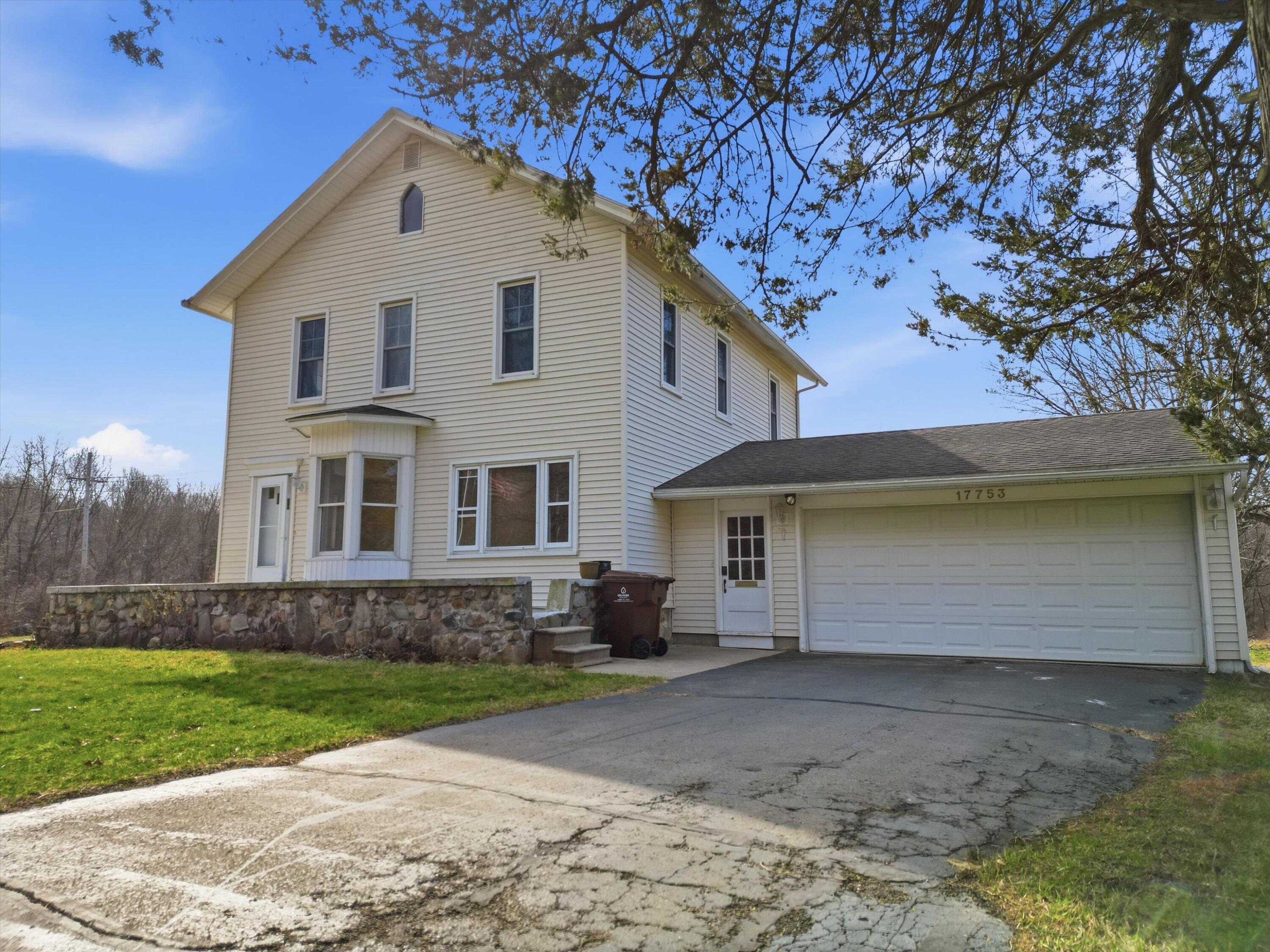 17753 Waterloo Road Chelsea, MI 48118 - Photo 4 of 93 04-DJI_0314