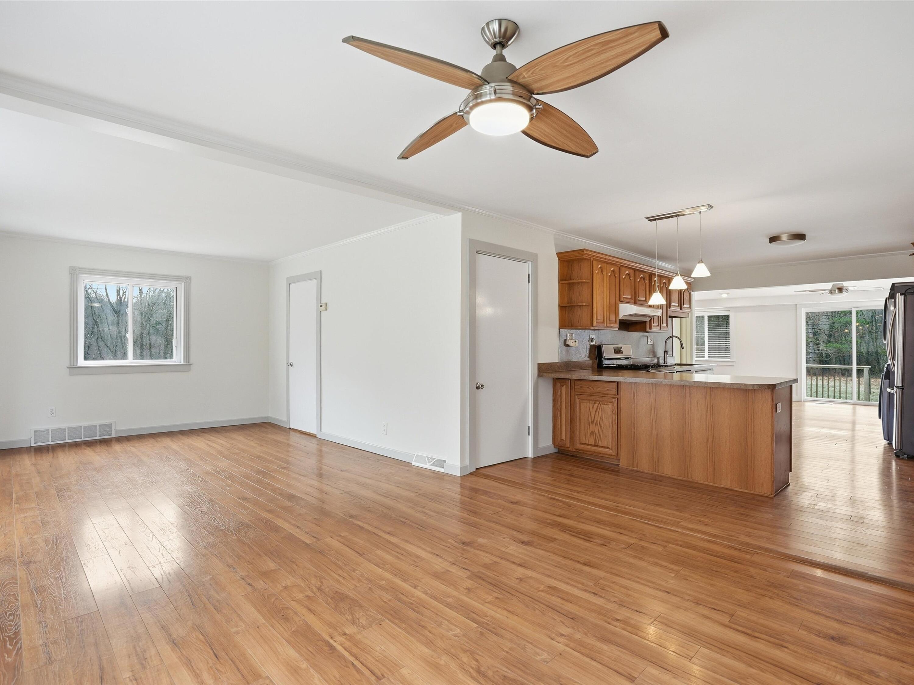 17753 Waterloo Road Chelsea, MI 48118 - Photo 8 of 93 08-DSC02113