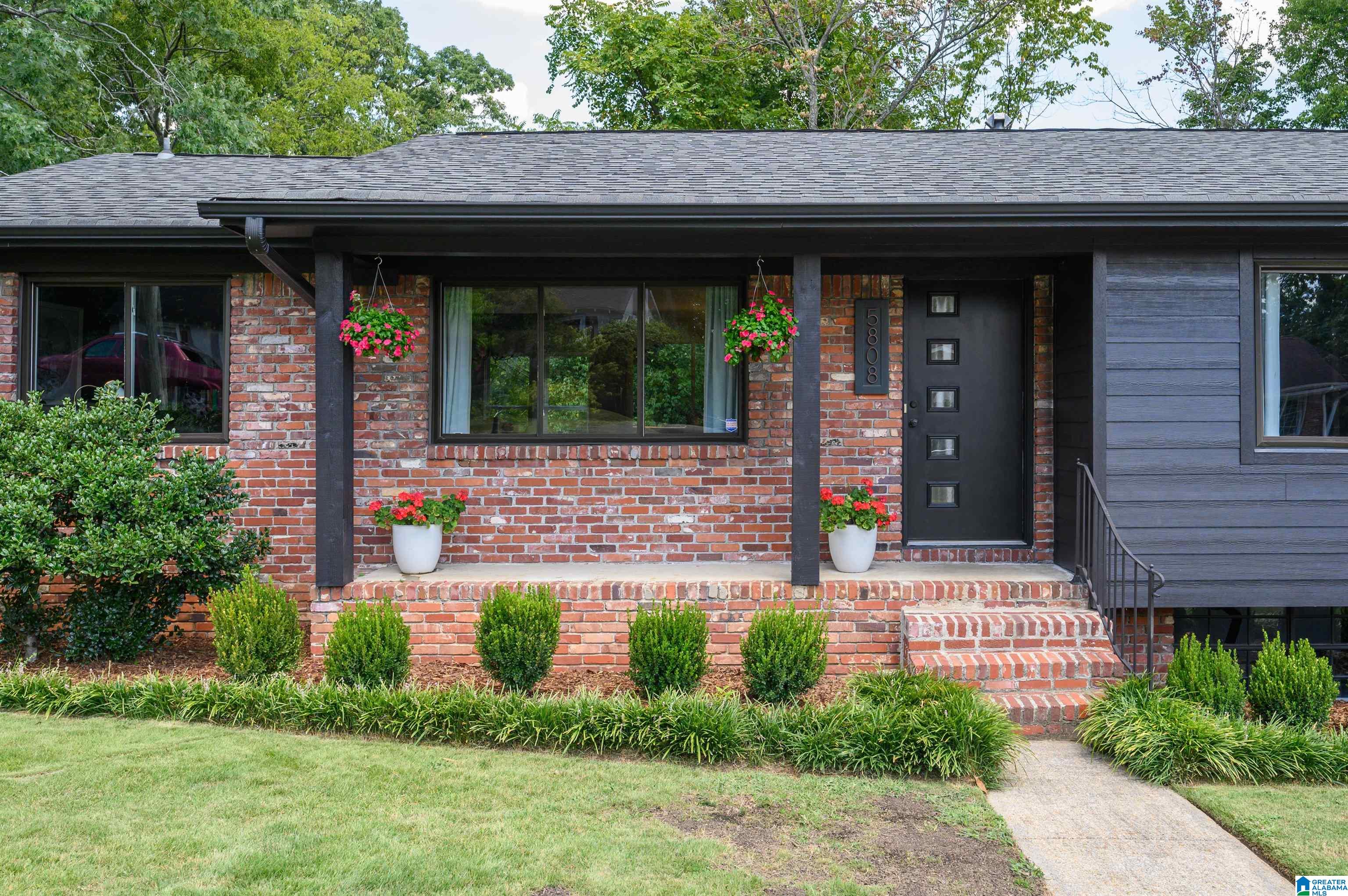 5808 Southhall Road Birmingham, AL 35213 - Photo 4 of 52